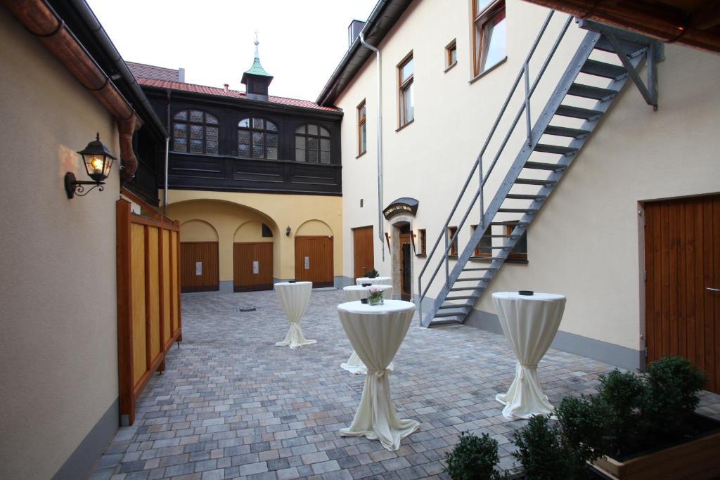 Altstadt-Hotel Zieglerbraeu Дахау Екстер'єр фото
